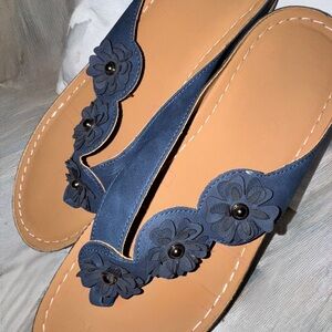 Chic Navy Floral Women's Sandals